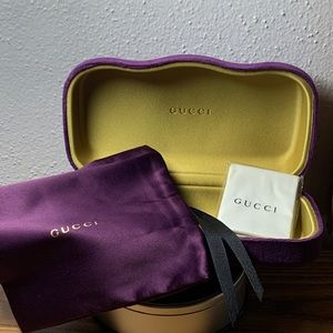 Large Gucci sunglass case purple velvet & satin dustbag